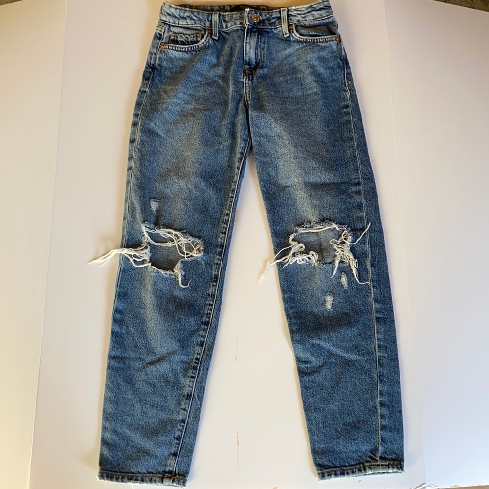 Ripped jeans🦋 forever 21. Size 13/14